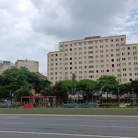 Suite 639 Com Cozinha Centro De 贝洛哈里桑塔 外观 照片